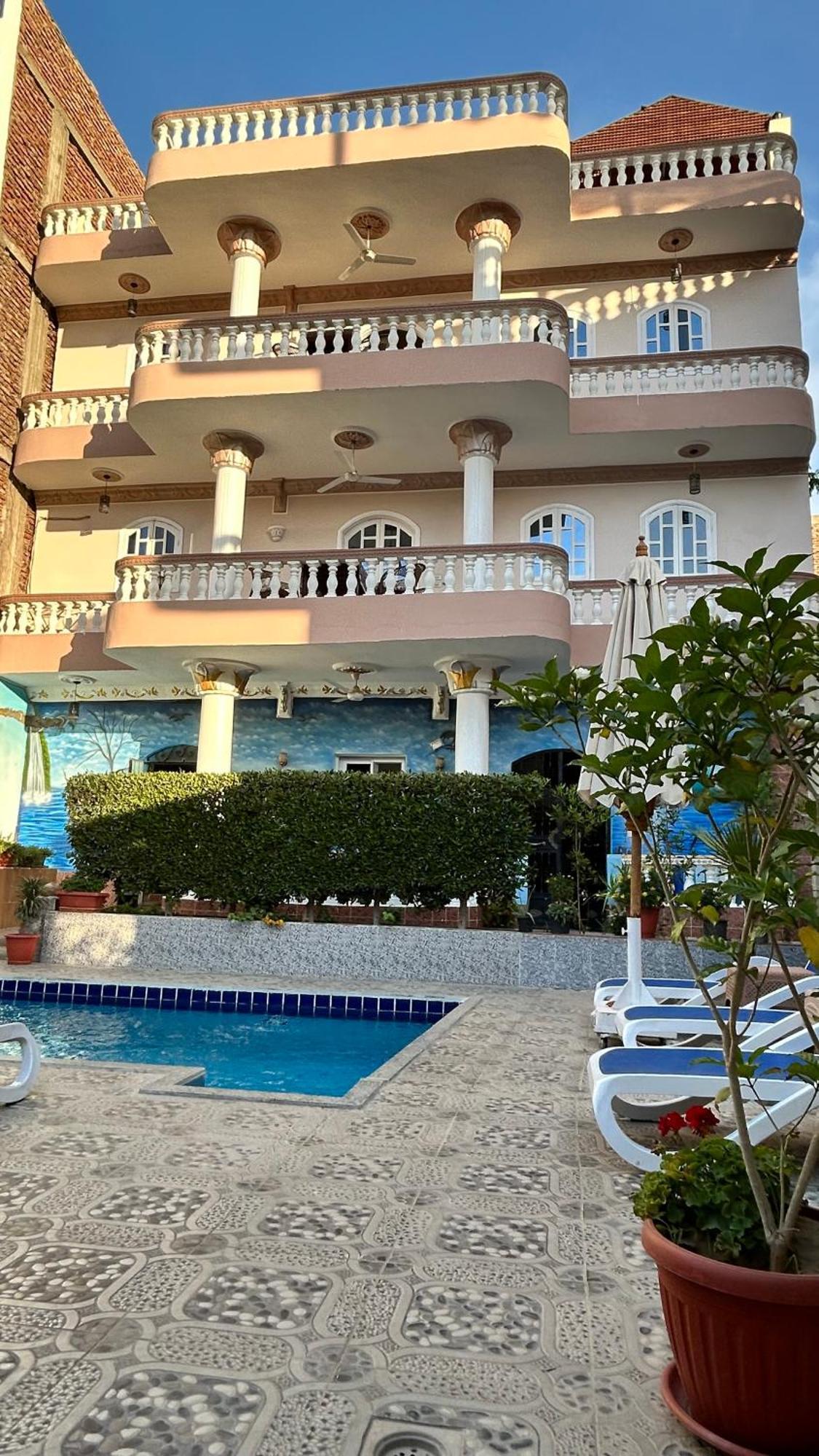 Luxor Palace Apartments Exterior photo