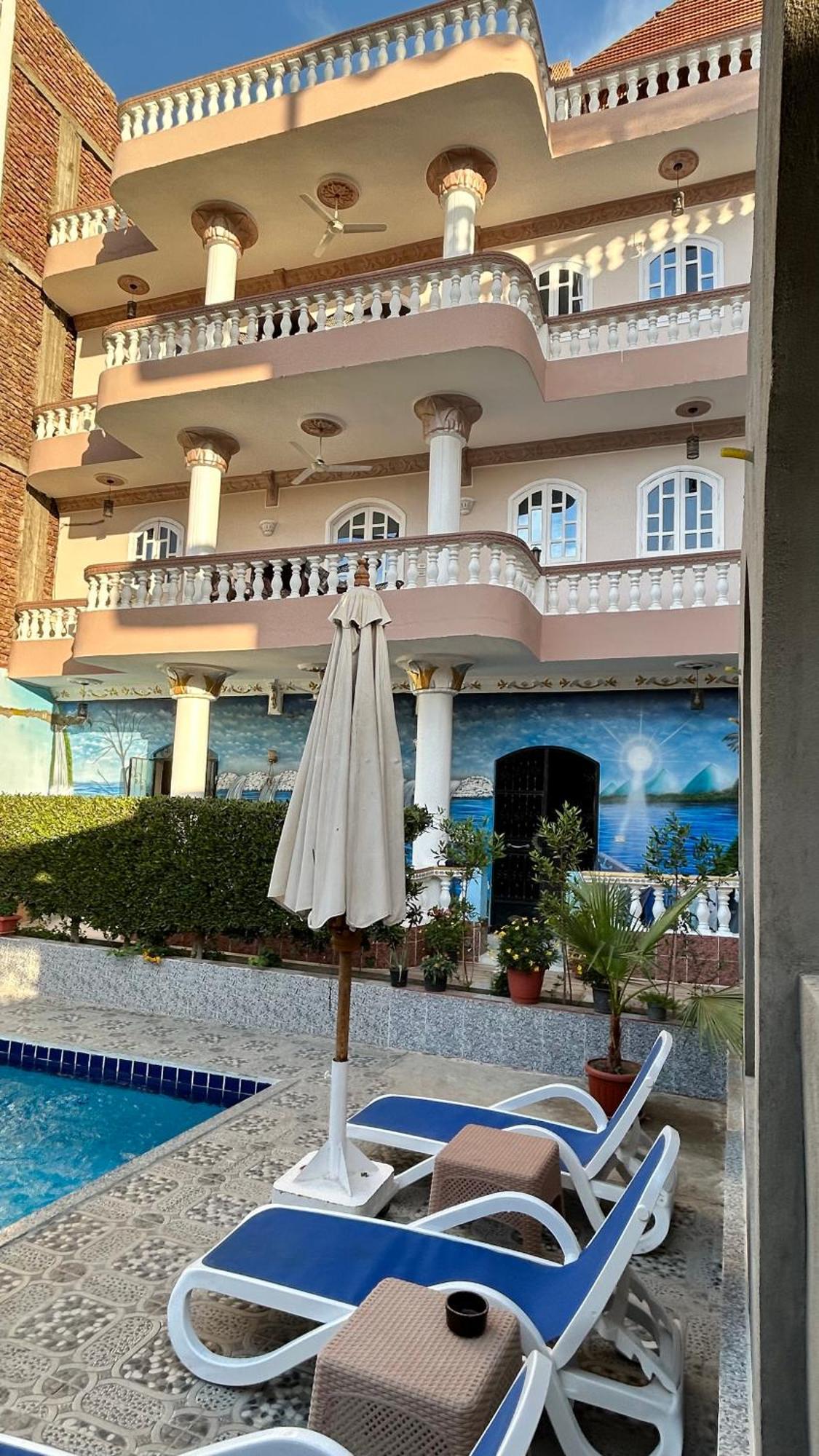 Luxor Palace Apartments Exterior photo